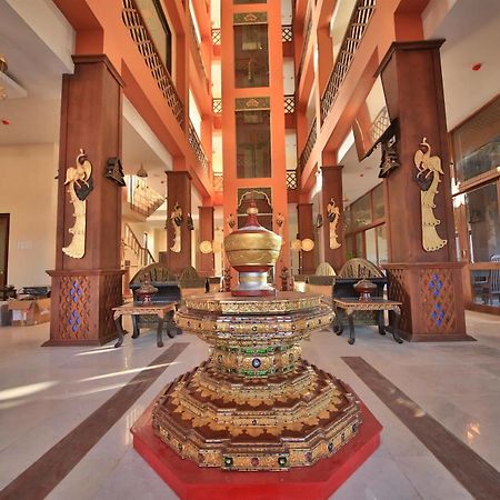 Thousand Island Hotel Inle Lake Bagian luar foto