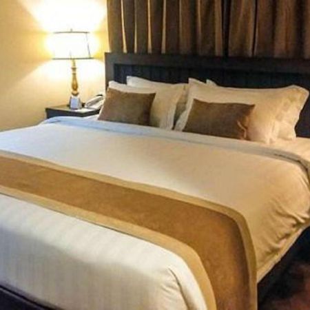 Thousand Island Hotel Inle Lake Bagian luar foto