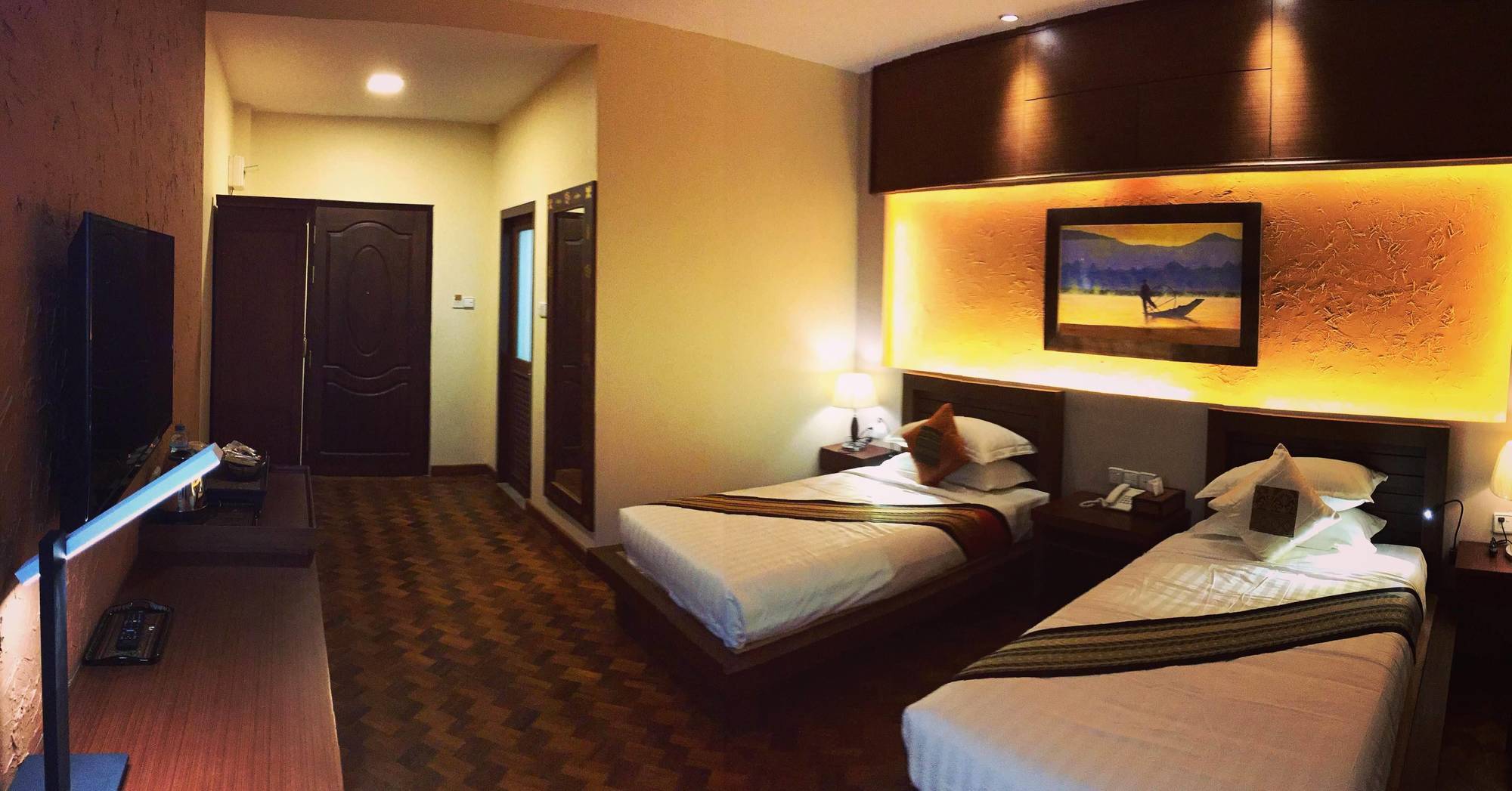 Thousand Island Hotel Inle Lake Bagian luar foto