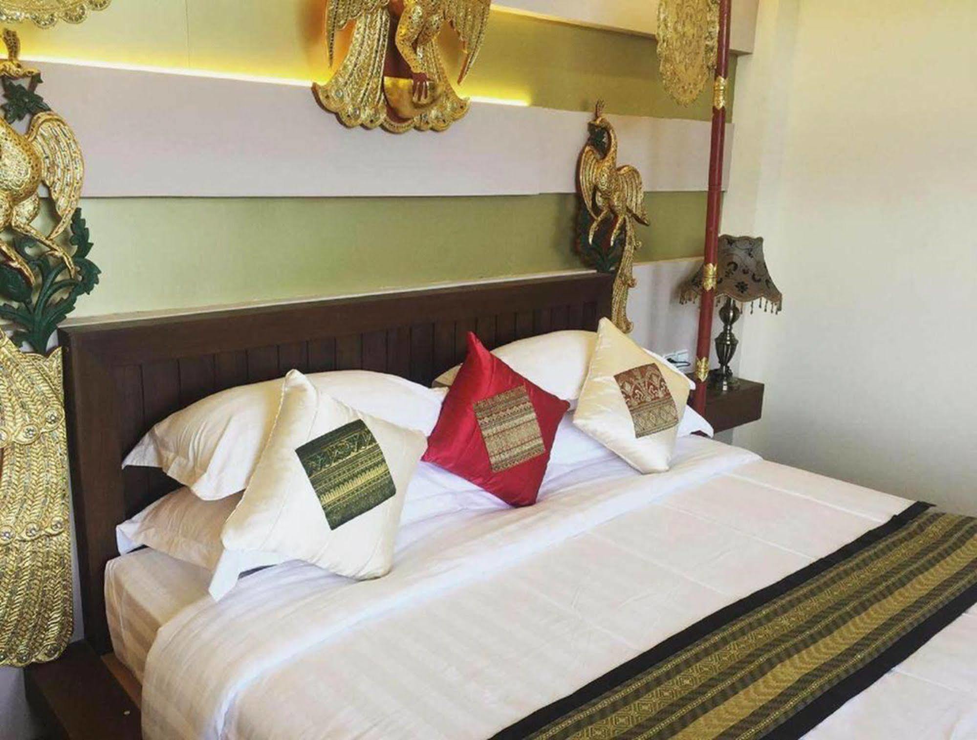 Thousand Island Hotel Inle Lake Bagian luar foto