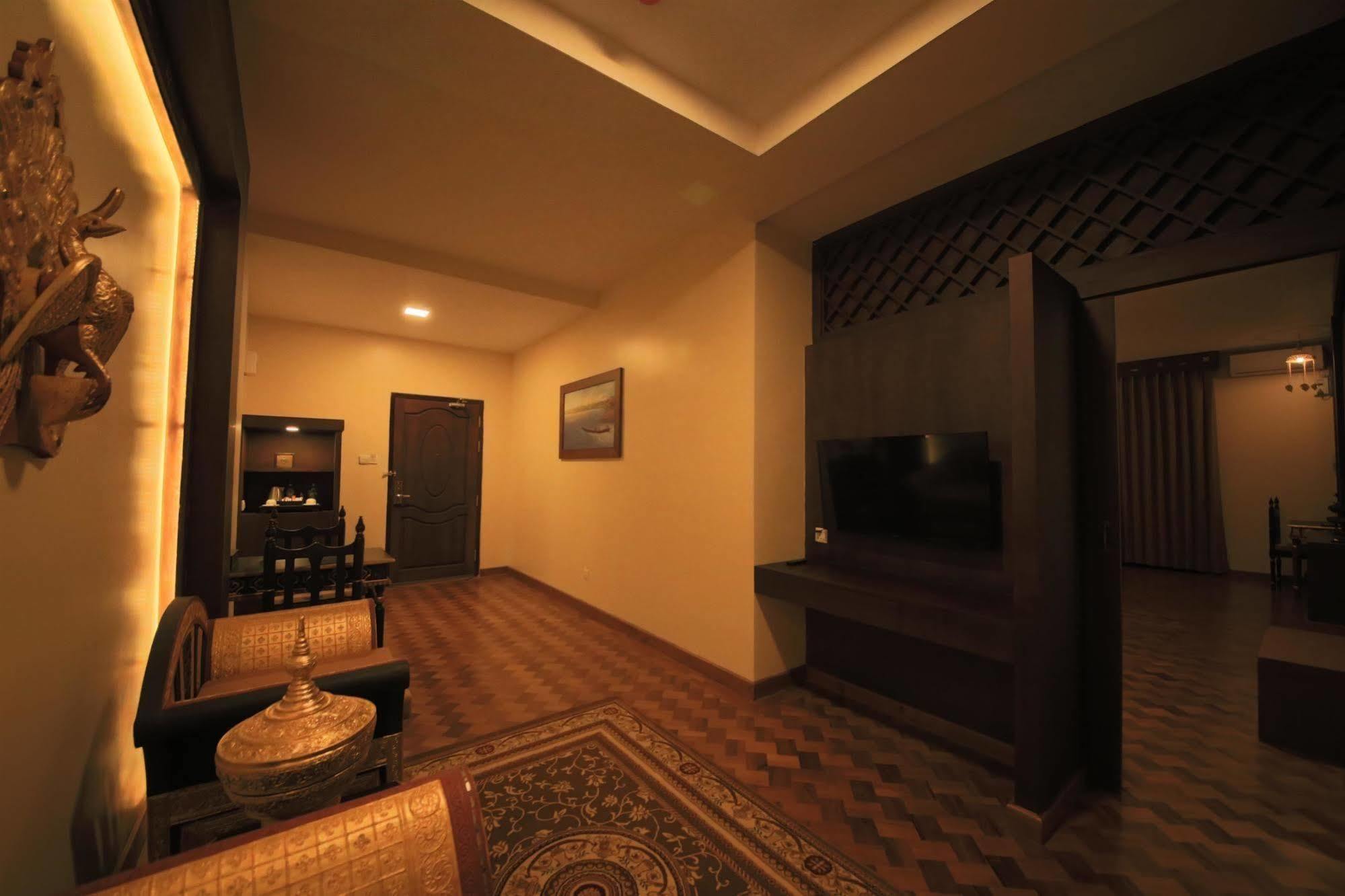 Thousand Island Hotel Inle Lake Bagian luar foto