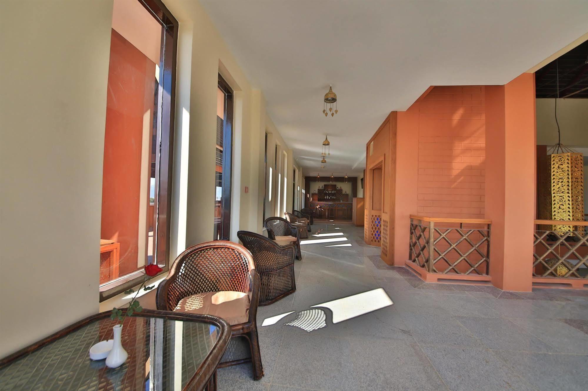 Thousand Island Hotel Inle Lake Bagian luar foto